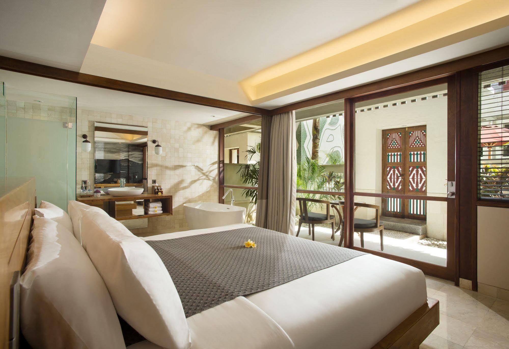 Amnaya Kuta Kuta (Bali)